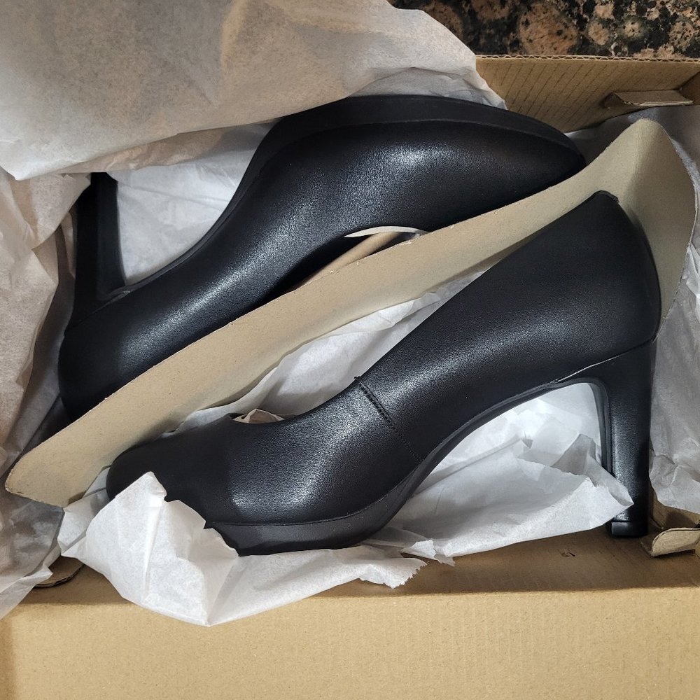 Clarks Platform Pumps - Size 8 W